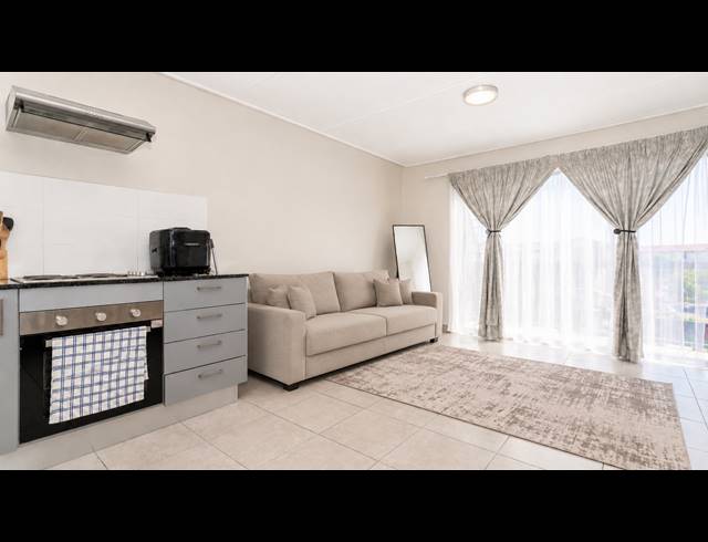 2 BEDROOM APARTMENT FOR SALE IN GROENVALLEI